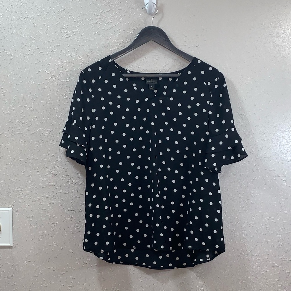 Worthington black and white polka dots ruffle top